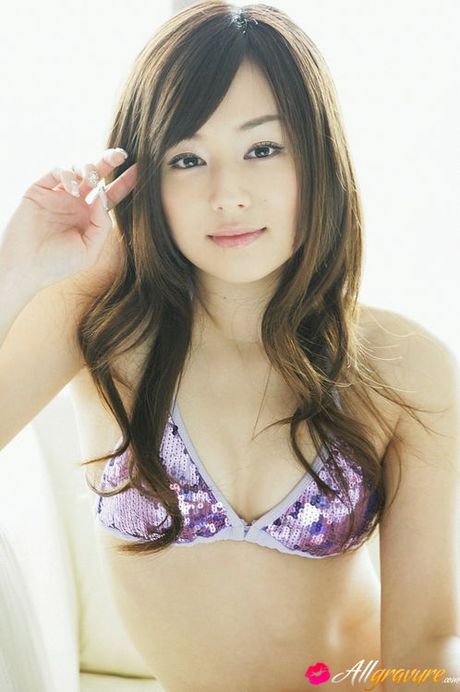 Jun Natsukawa is incredible in her purple lace lingerie