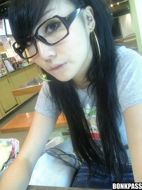 You will fall in love with this Chinese babe for sure