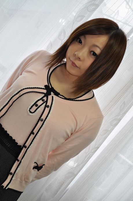 Japan teen teases pussy and takes cock