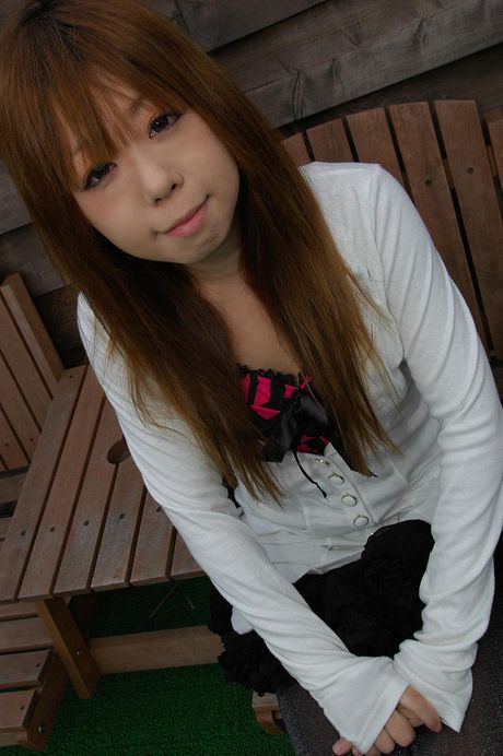 Sweet Japanese teen is eager to feel pussy pleasures