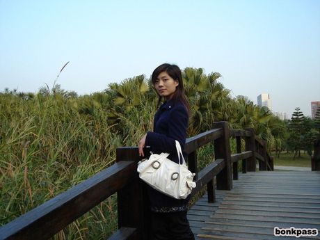 Taking nude pics of my gf during our trips