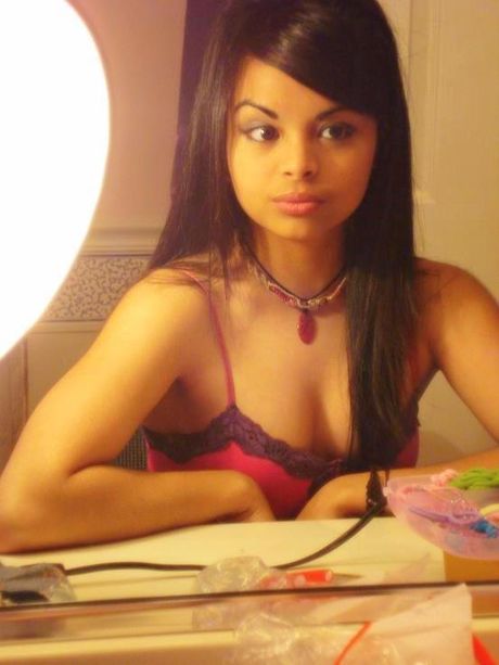 more pics from the hot girl from before sosososo nice