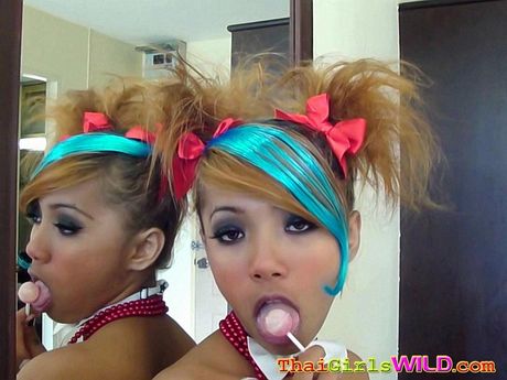 Beautiful emo Thai babe Air sucks a lolipop and teases us with her mouth