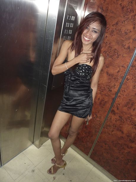 33kg Thai babe from Soi Cowboy taken shorttime