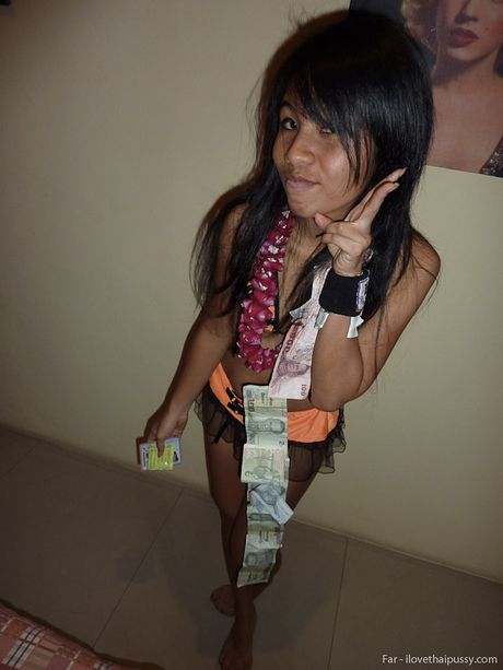 Cute Thai girl fucked by stranger on her birthday