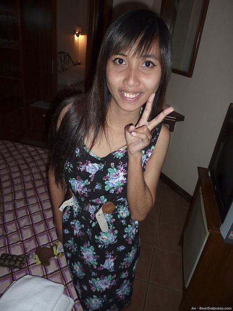 Sex with cute small tit Thai girlfriend with a great ass