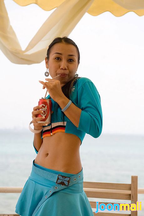 Two Thai magazine models get wild and pull their skirts up