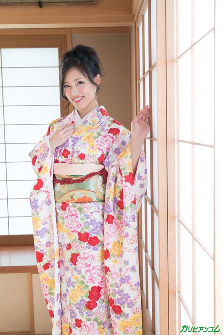 Chiaki Hidaka Kimono Beauty Who Is Too Cute In Dirty