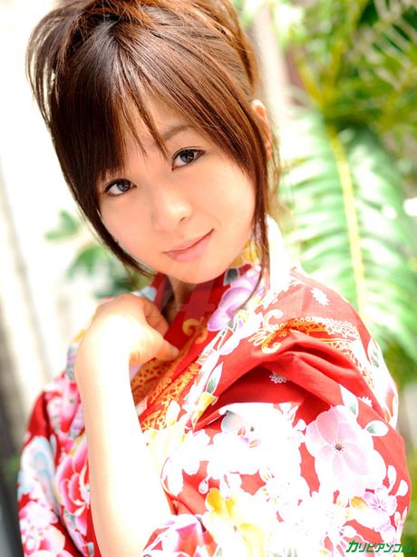 Nozomi Hazuki Summer nude : Cute wetty girl in Kimono