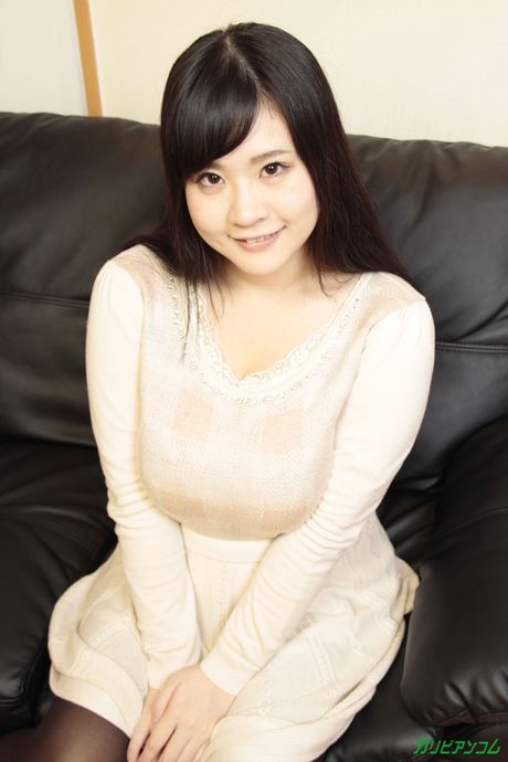 Mikoto Yatsuka Spa Queen Crushes Man By K cup Tits