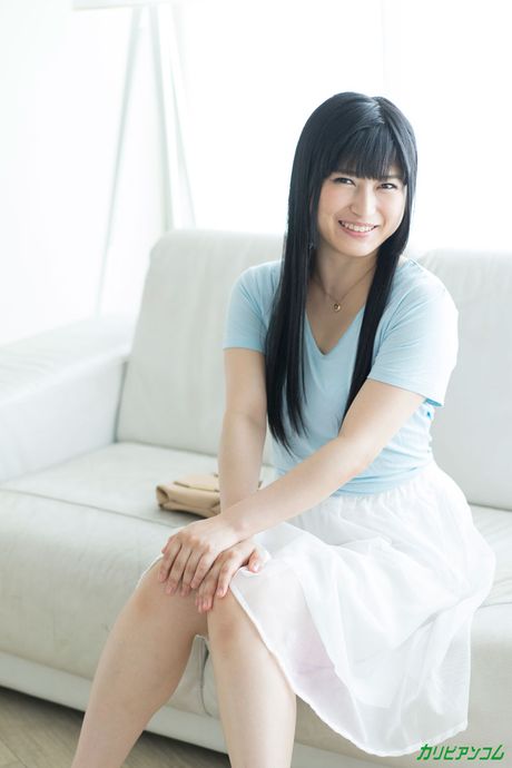 Haruka Manabe Fall In Love: Shy New Actress