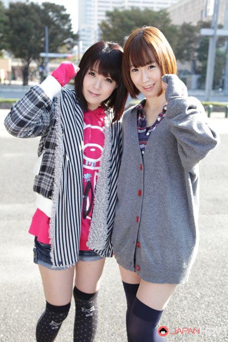 Before a fishing competition, Nonoka Kaede sucks cock