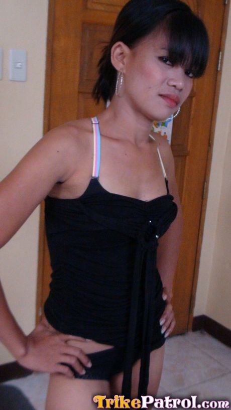 Skinny Asian Leeann gets her pussy licked and dicked by a horny guy