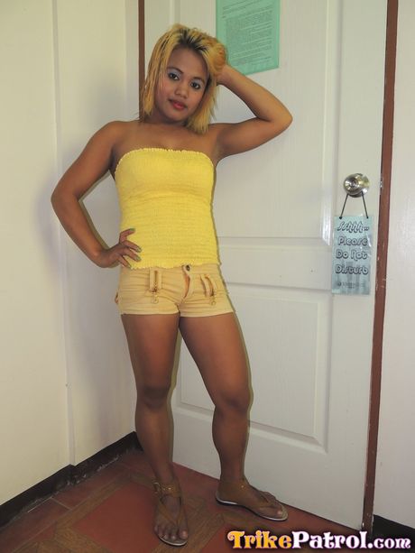 Asian amateur Ailyn strips and shows her sexy ass and tits in a solo