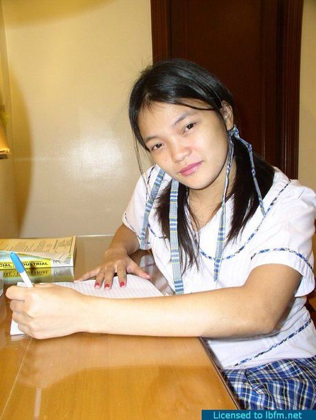 Asian schoolgirl amateur girl strips off and unveils her tiny tits and pussy