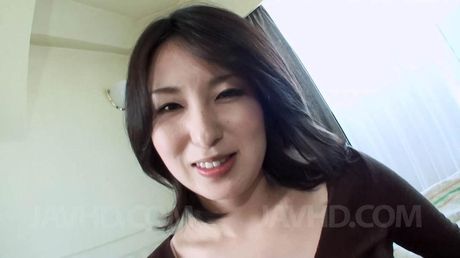 Sakura Anna Asian licks hard dong before is screwed by it so well