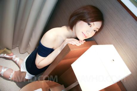 Nene Iino Asian in shorts sucks thick penis with such passion