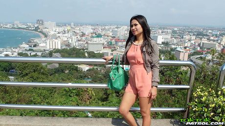 Asian amateur Ping gets her pussy plugged by a hung guy