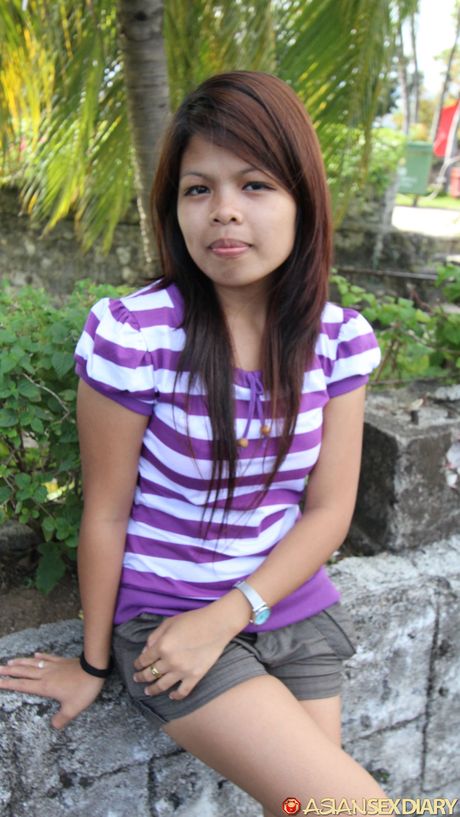 Asian teen Honeybabes strips and shows her hot ass and hairy cunt