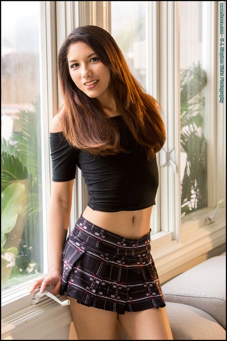 Melody Wylde in So Cute So Naughty