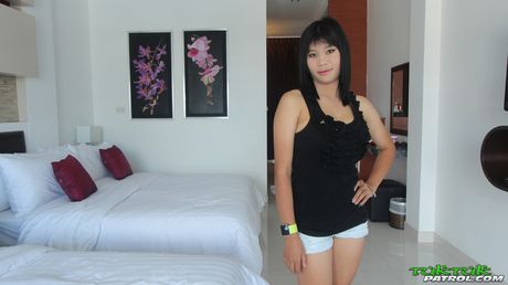 Asian MILF Jang gets her pussy licked and screwed by a hung stud