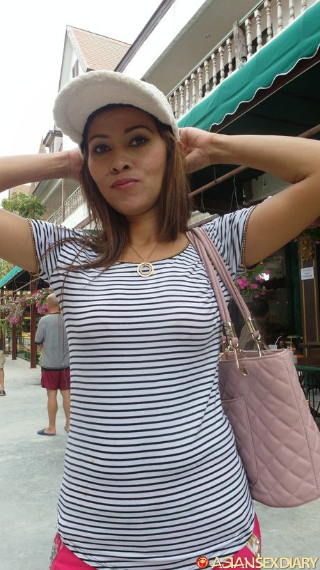 Asian amateur Sylvy gets her pierced pussy and ass fucked by a hung guy