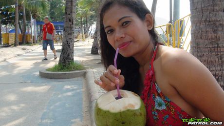 Asian amateur Nees gets her pussy licked and dicked by a hung stud