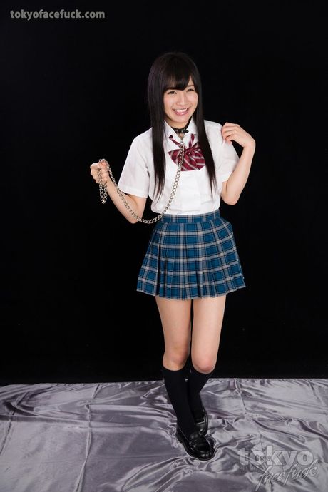 Perfect Japanese schoolgirl Kurihara Moeka gives a blowjob and gets fucked