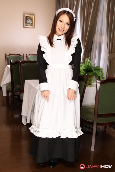 Beautiful brunette waitress Himeki Kaede will impress everyone