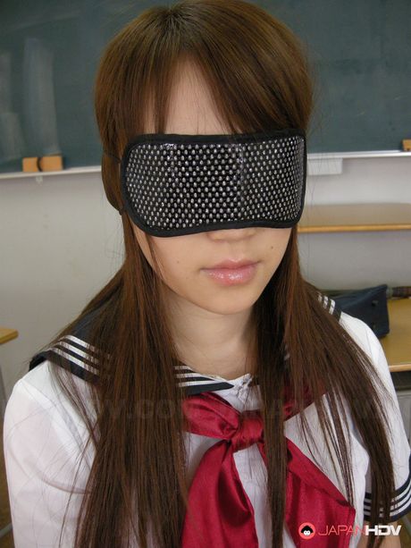 Cute schoolgirl Nazuna Otoi  gets blindfolded and fucked so hard