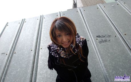 Amu Masaki - Amu is a beauty and she teases with her tits