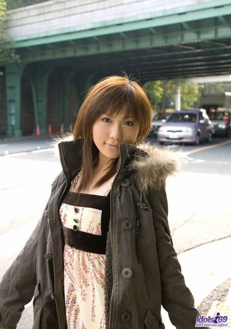 Skinny Japanese babe Rin Sakuragi exhibits her tiny tits and hairy cunt