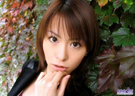 Amazing Asian babe Sumire strips and highlights her sexy booty in a hot bath