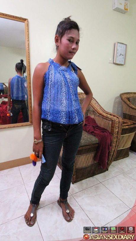 Asian teen Rose gets her pussy licked and her ass fucked by a horny guy