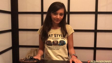 Amateur Asian Jennifer gets her pussy licked and her twat fucked hard