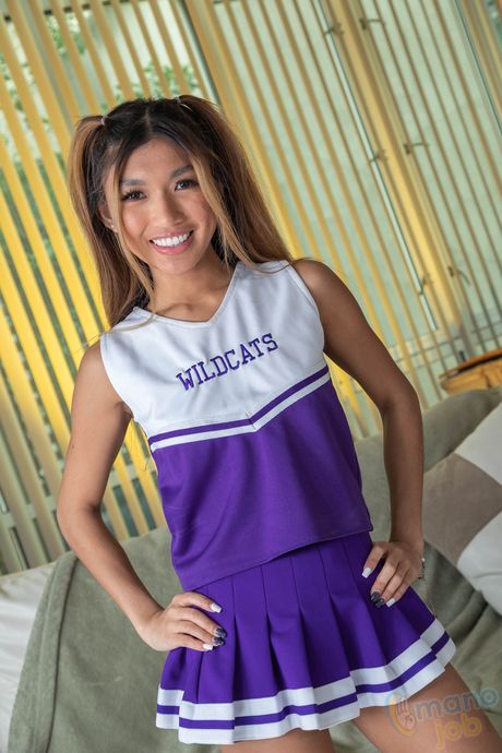 Asian cheerleader Clara Trinity gets her feet worshiped and her pussy fucked