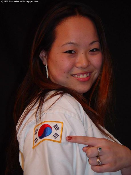 Shapely asian teen China in sexy lingery spreads her legs