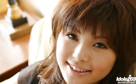 Lovely japanese babe Azumi Harusaki exhibits big boobies and hot butt