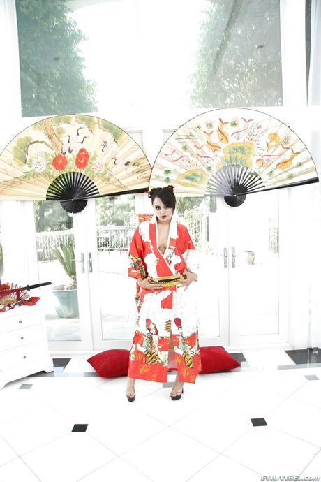 Stunning american milf Annie Cruz shows big hooters and spreads her legs