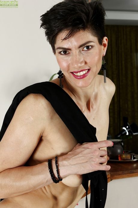 Sexy asian brunette older Halle B. is foot fetishist