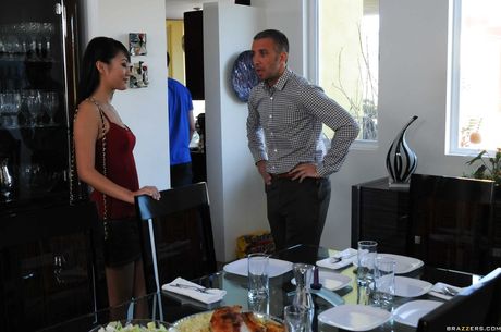 Stunning chinese teen Evelyn Lin fucked after sucking big rod